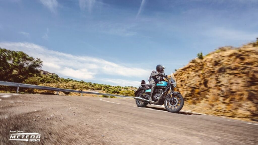Royal Enfield Meteor 350 2022 lateral