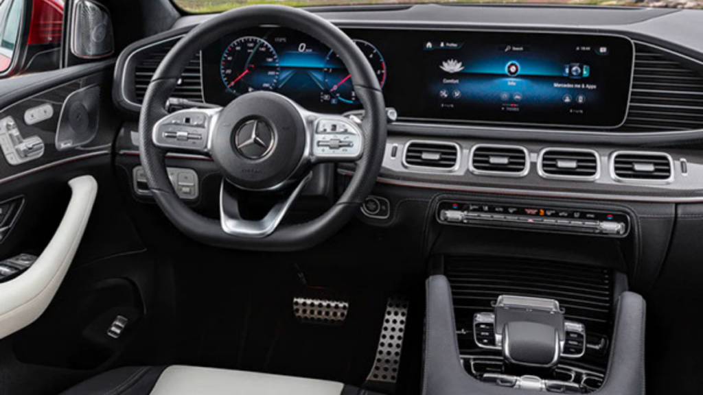 Interior do Mercedes-Benz GLE 2022