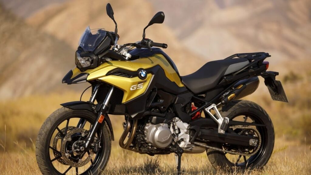 BMW F 750 GS lateral esquerda