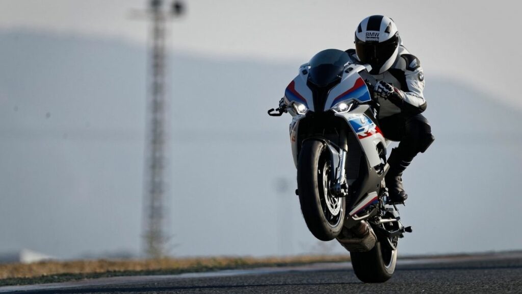 BMW S 1000 RR 2022 parte dianteira