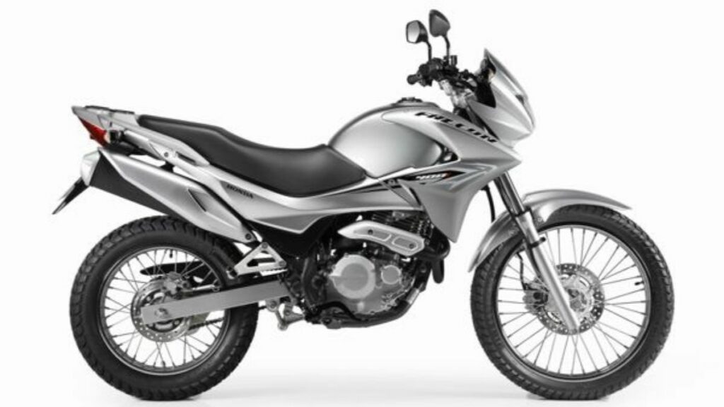 Honda Falcon 400 2022 prata lateral