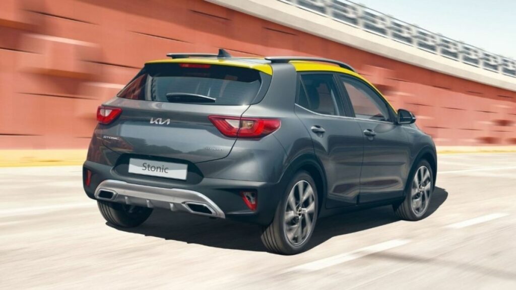 Kia Stonic 2022 traseira