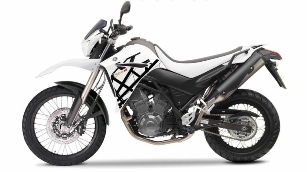 Yamaha XT 660 lateral