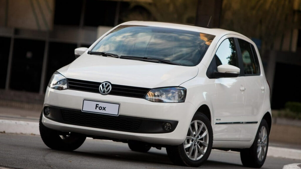 Fox 2022 na cor branca