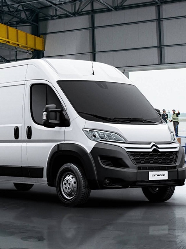 Novo Citröes Jumpy 2022 na cor branca