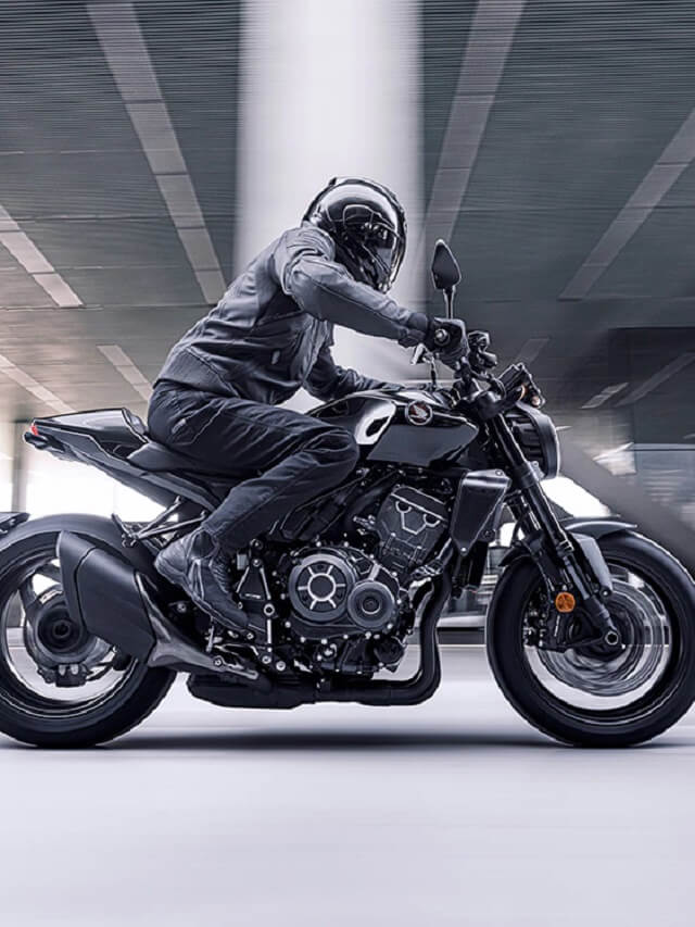 Nova Honda CB 1000r 2022, na cor preta