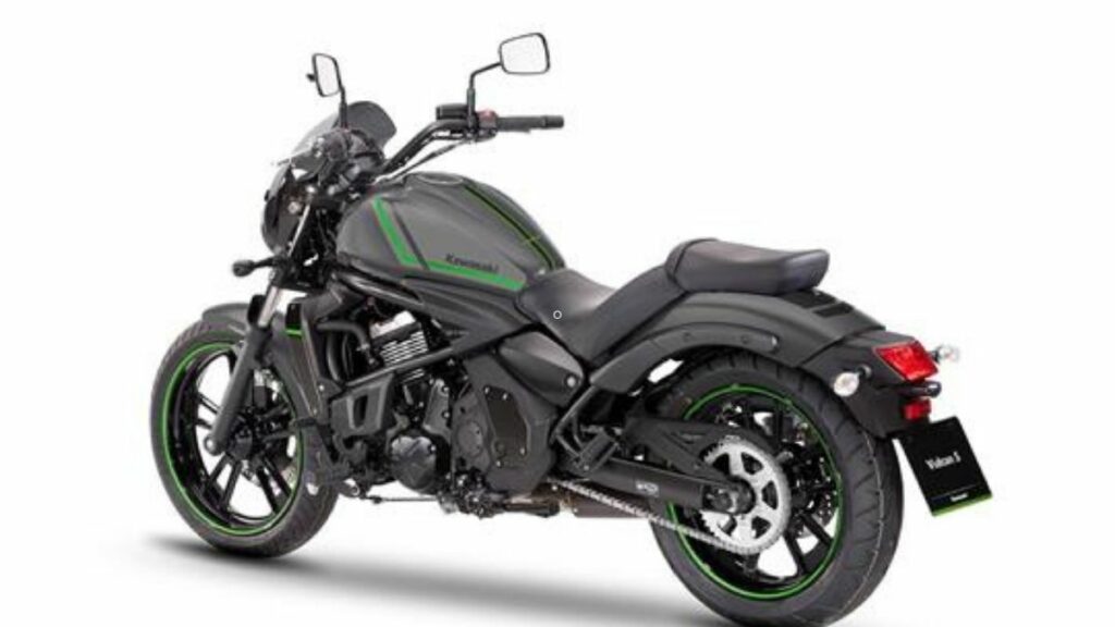 Vulcan S 650 2022 traseira