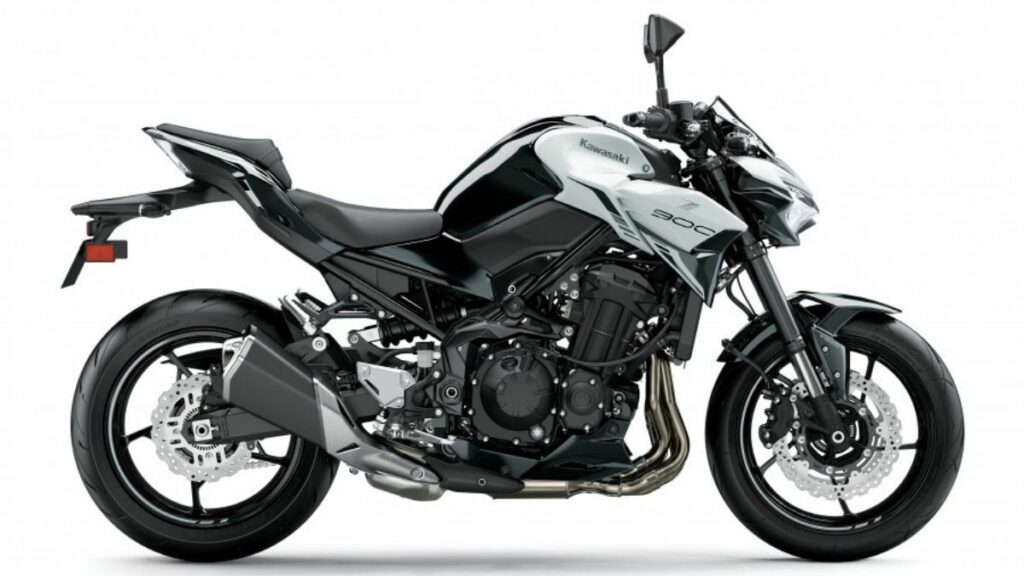 Kawasaki Z 900 2022 lateral