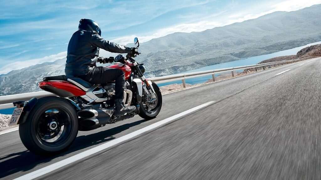 Triumph Rocket III R 2500cc 2022 lateral