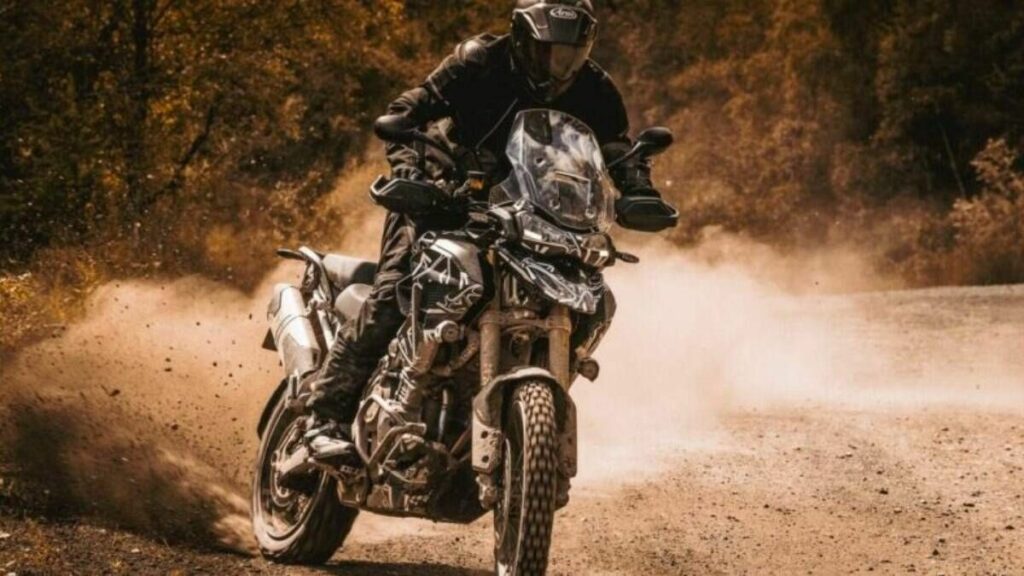 Triumph Tiger 1200 2022 frente