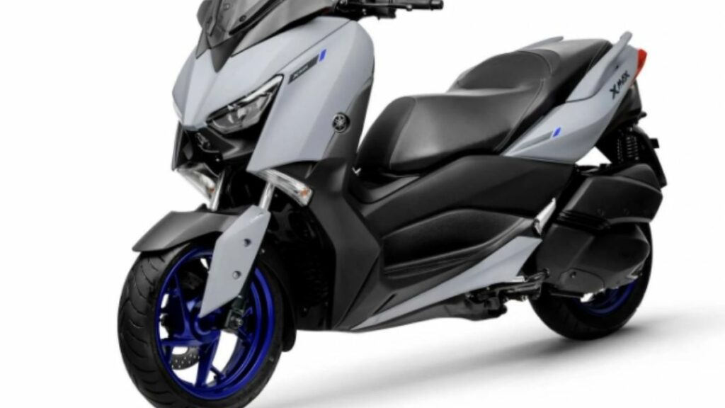 XMAX 250 2022 frente