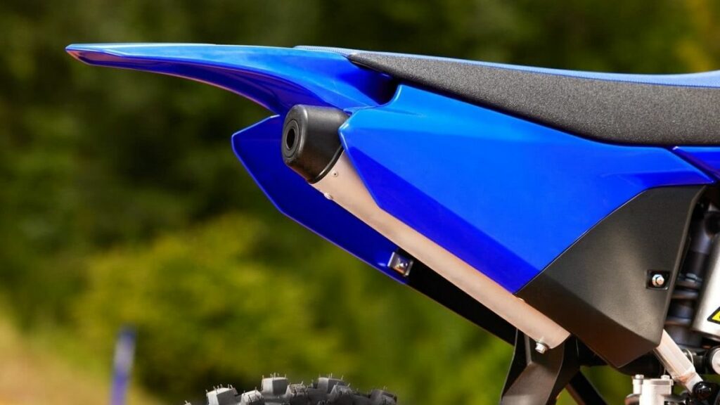 YZ 85 LW 2022 traseira aprox