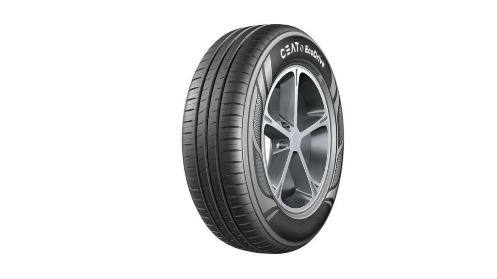 Pneu da marca Ceat 165/70 R13
