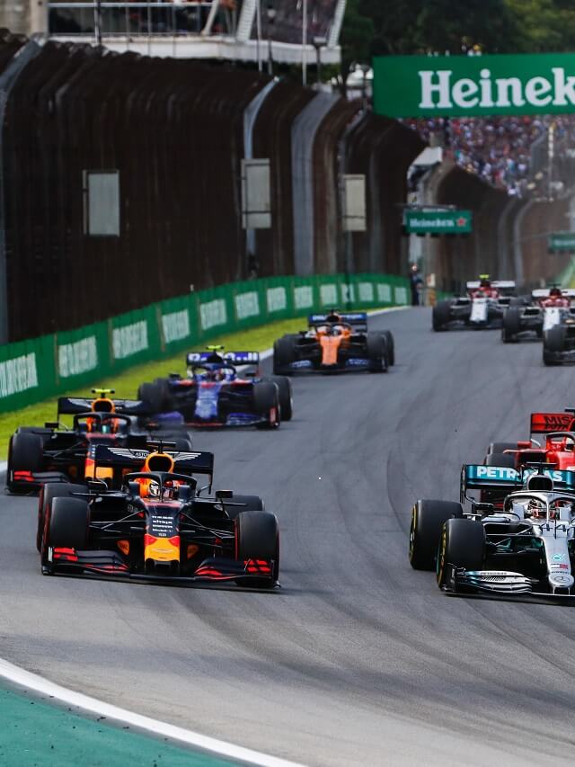 Carros de corrida da Fórmula 1 2022