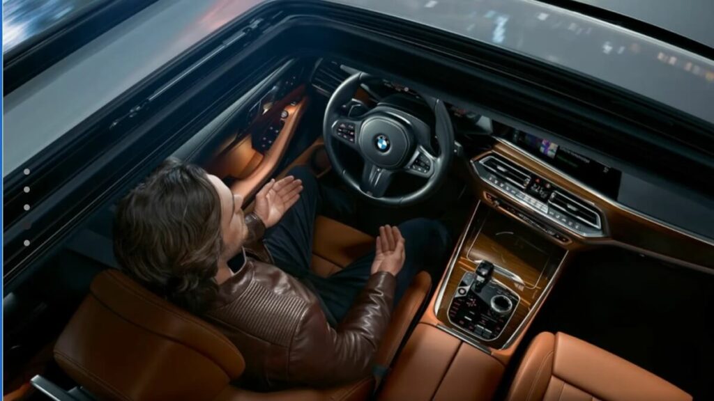 Novo Interior da X5 2022 visto de cima 