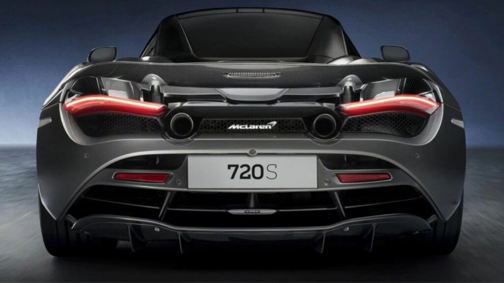 720S 2022 traseira