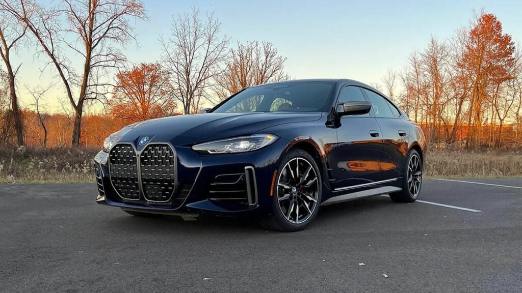 Frente M440i Coupé 2022