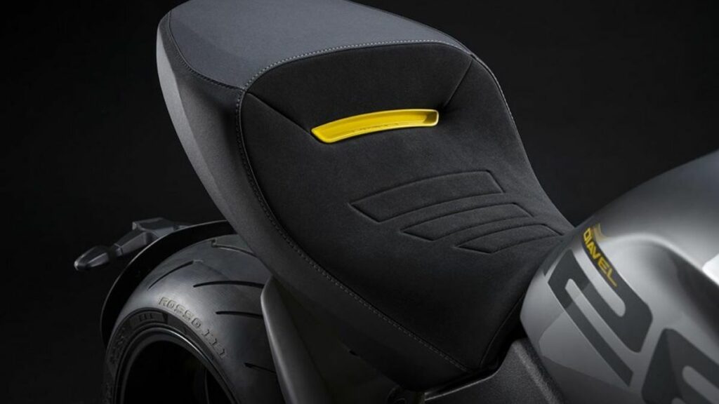Banco da Diavel 1260 s 2022