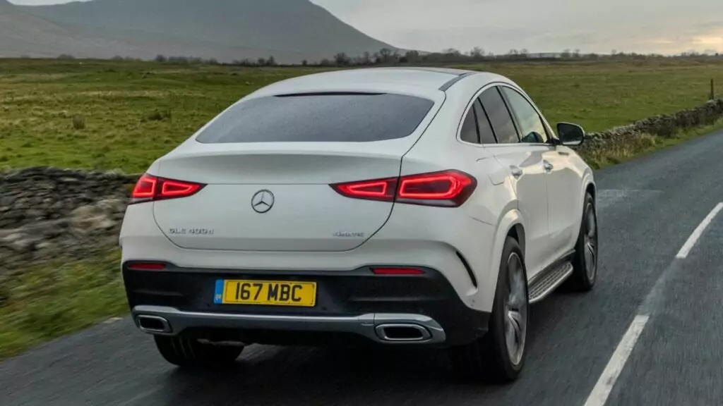 traseira do Mercedes-Benz GLE Coupé 2022