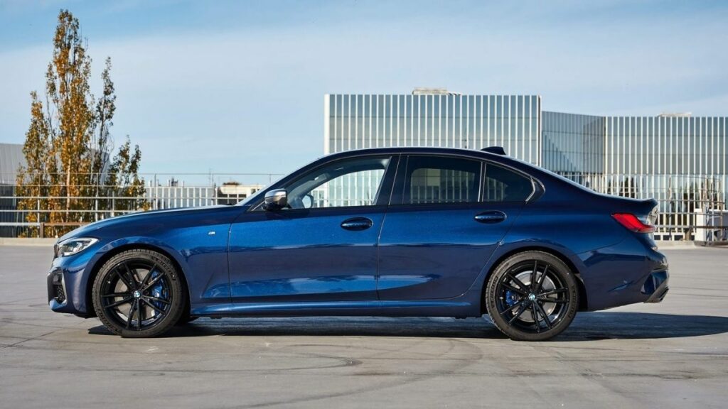 Lateral do M340i xDrive 2022