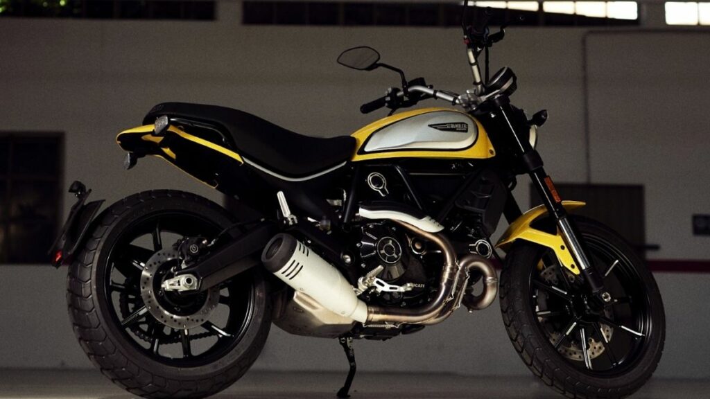 Lateral do Scrambler Icon 800cc 2022