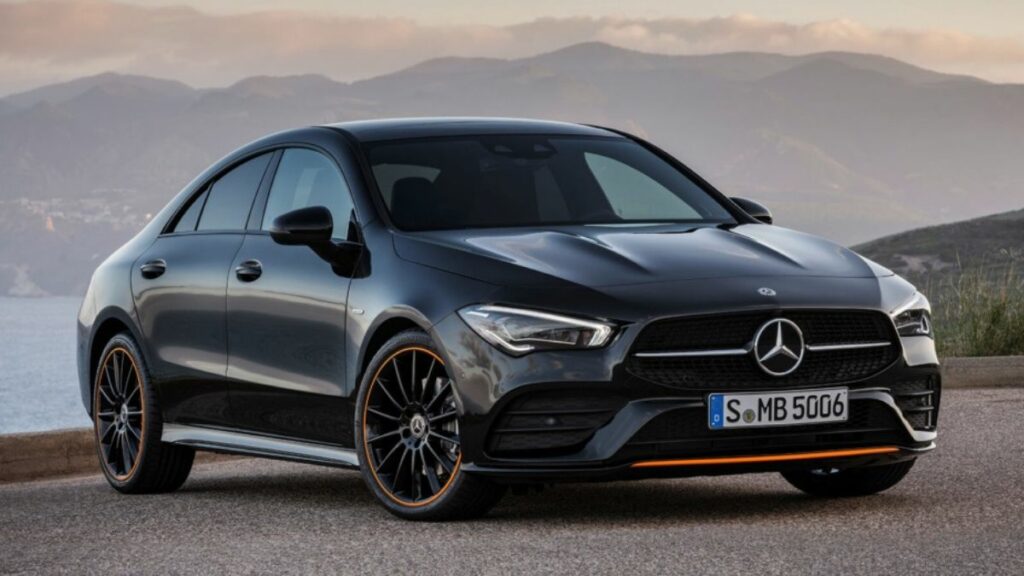 Mercedes-Benz CLA Coupé 2022 preto