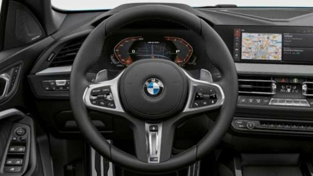 BMW Série 2 Gran Coupé 2022 direção