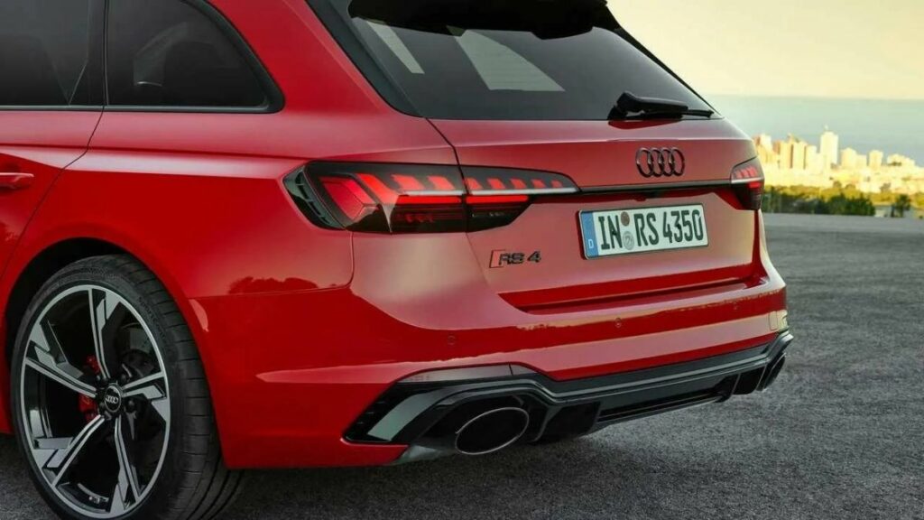 Escapamentos do Audi RS4 2022