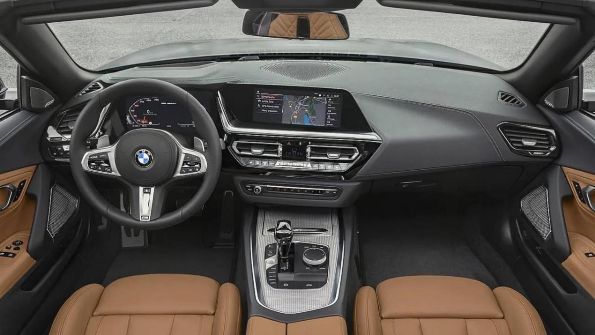 BMW Z4 2022 interior