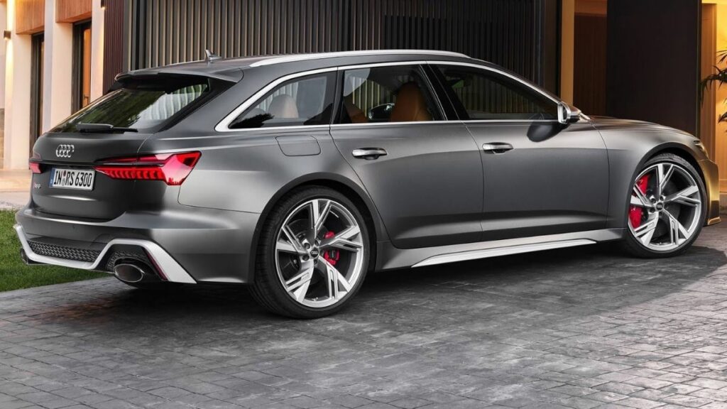 Audi RS6 2022 lateral