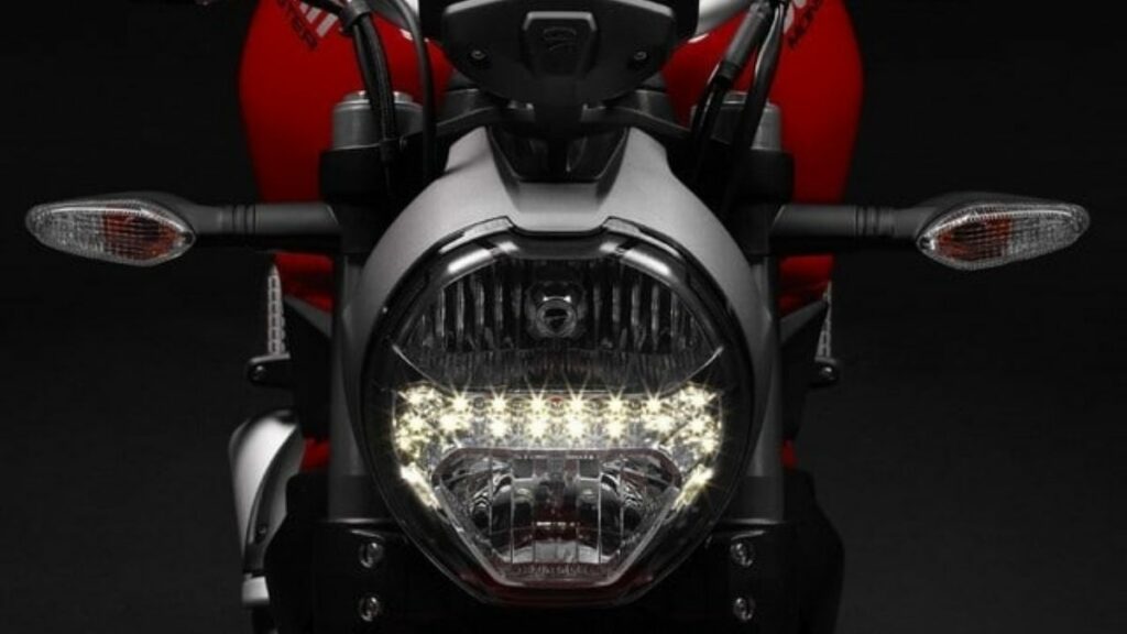 Ducati Monster 797 2022