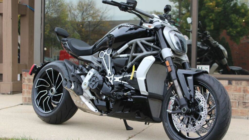 Dianteira da Ducati Xdiavel