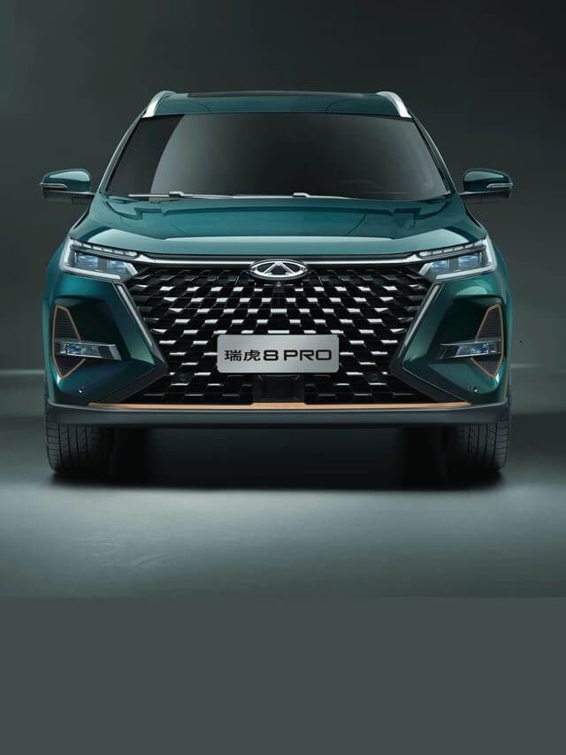 Dianteira do novo Tiggo 8 Pro 2023 na cor verde