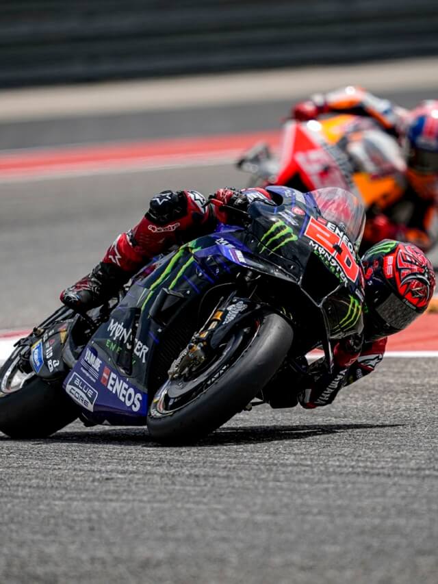 Piloto de corrida Quartararo da equipe da Yamaha na competição MotoGP 2022