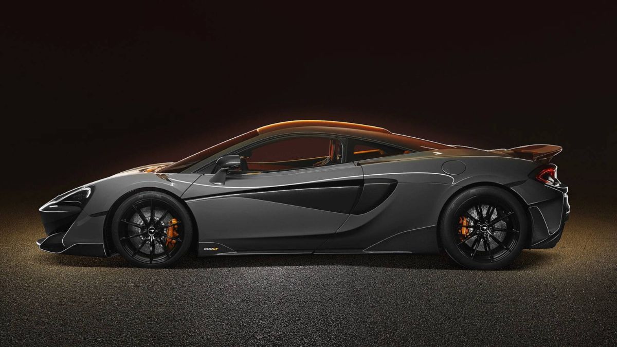 Lateral da McLaren 600LT 2022