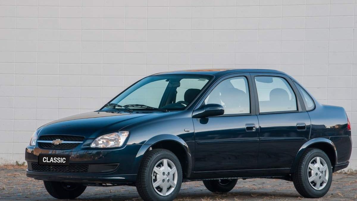 Chevrolet Classic em 2022 exterior