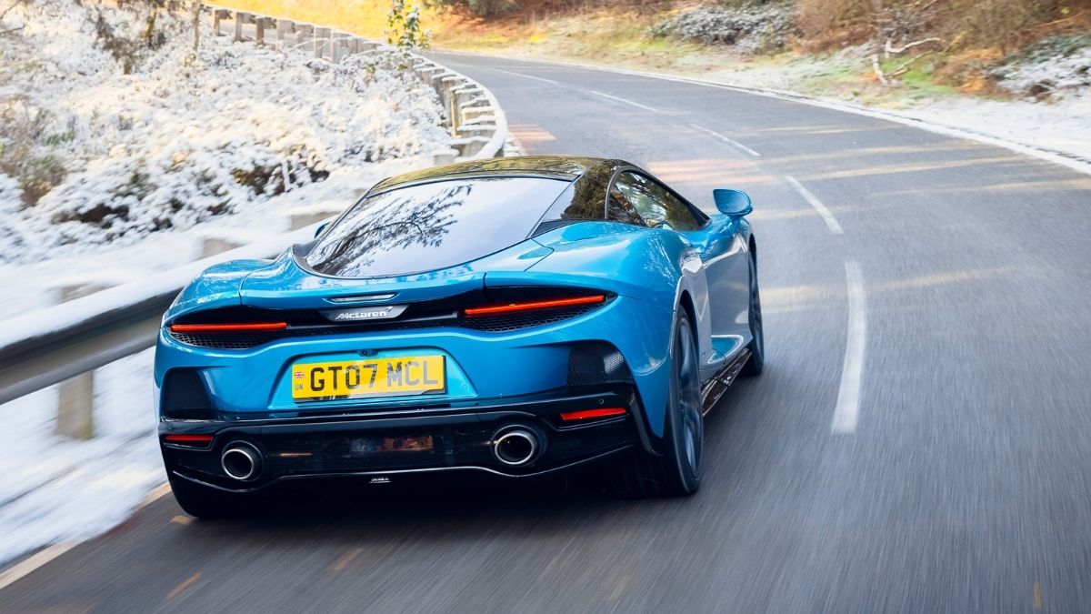 Traseira da Mclaren GT 2022