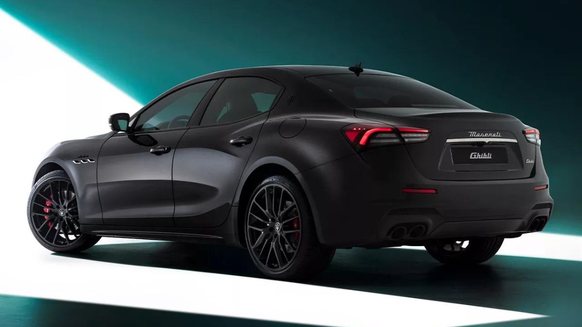 Traseira do Maserati Ghibli 2022