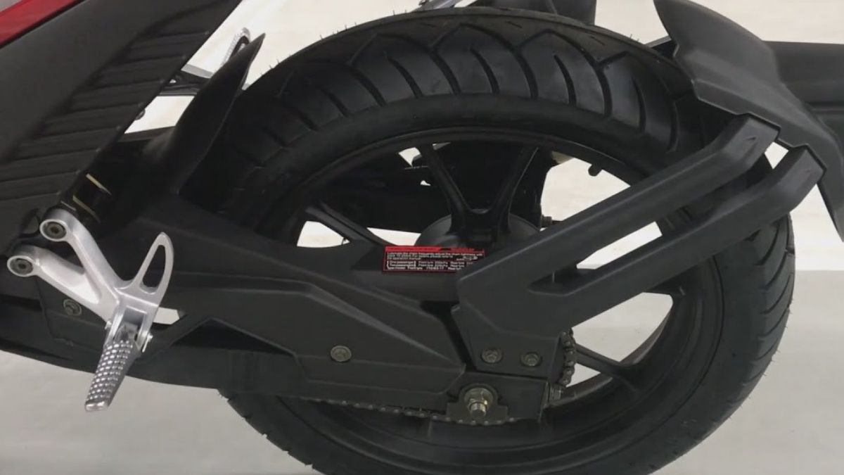 Roda traseira da JEF 150 2022