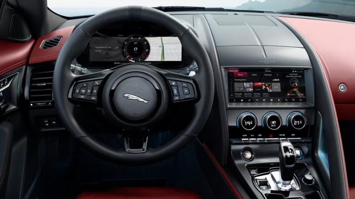 Interior do F-Type 2022
