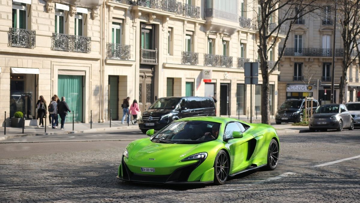 675LT 2022