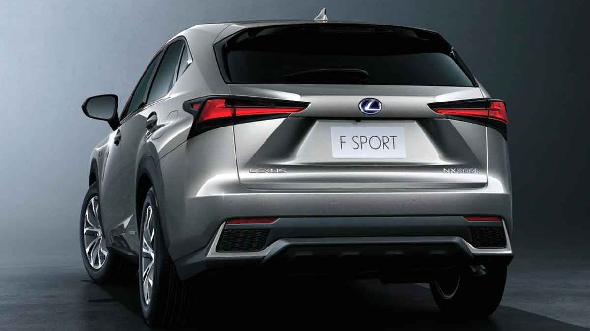 Traseira do NX-300h 2022 prata