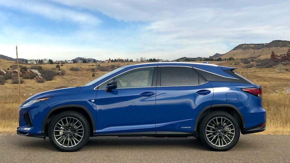 Lateral do RX-450h 2022 azul