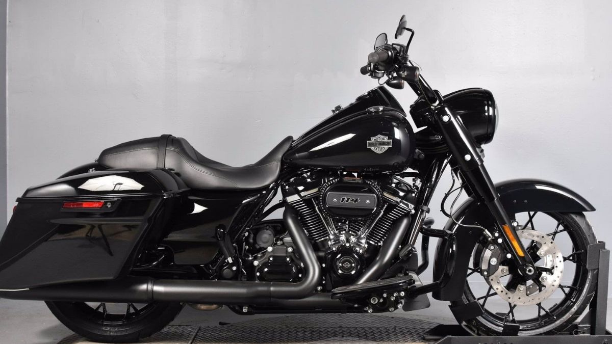 Motorda Road King Special 2022 preta