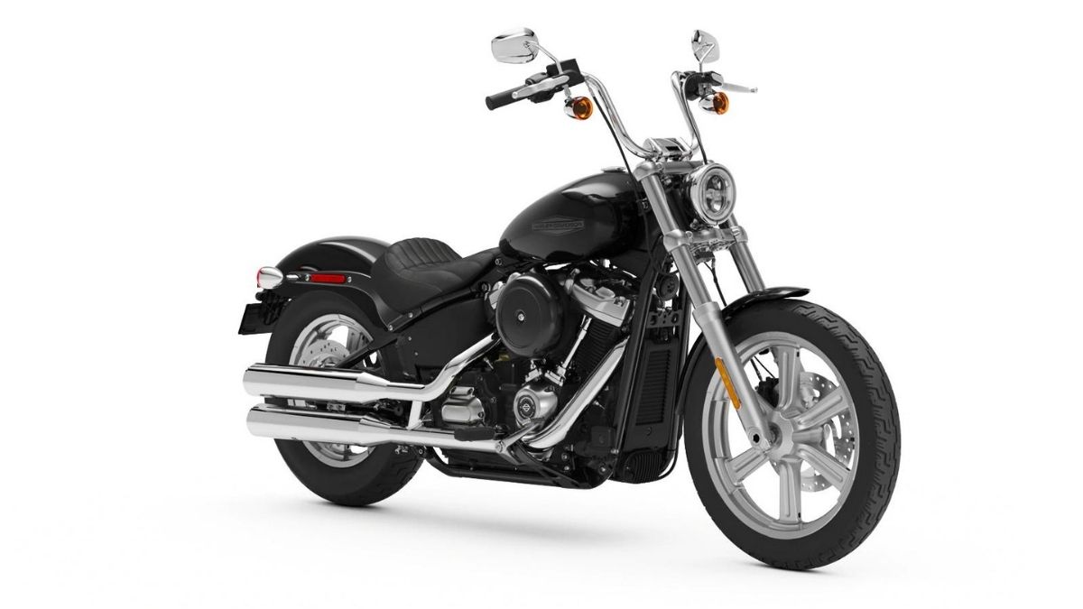 Softail 2022 preta exterior