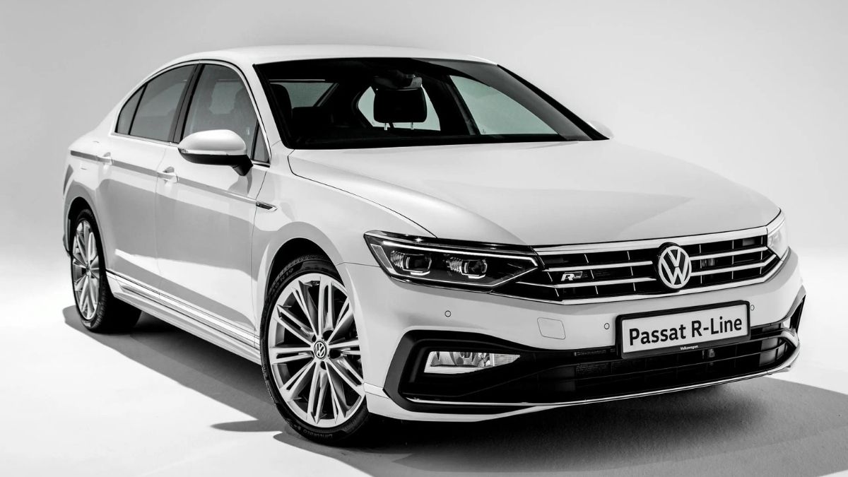 Volkswagen Passat R Line branco