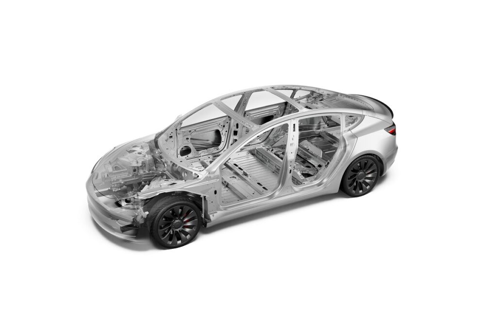 carro sendo montado na tesla,e fundo branco