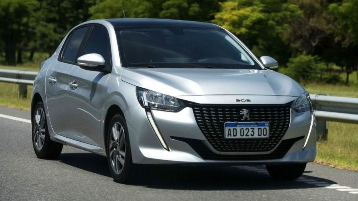 Peugeot 208