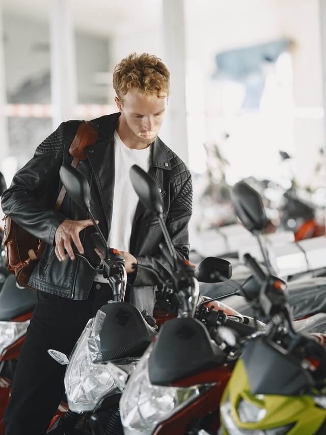 1-leilao-motos-apreendidas-e-furada