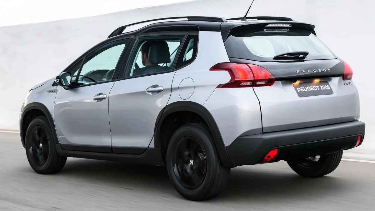 Traseira do 2008 2023, prata